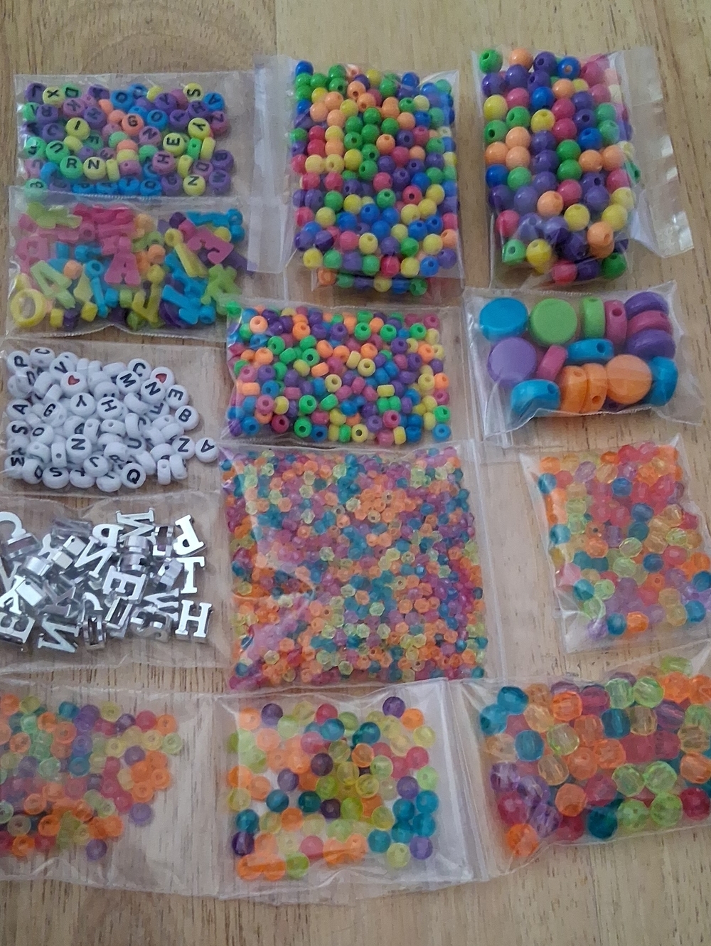 NWOT Bead Bundle TT103